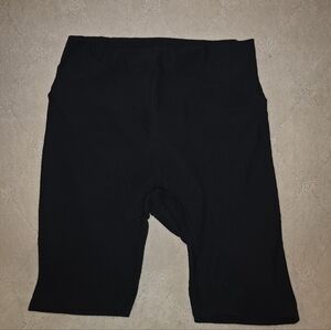 Lavento Ribbed Biker Shorts